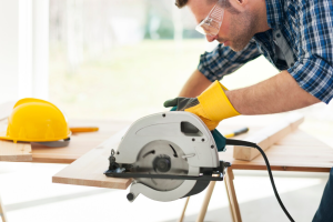 professional circular saw